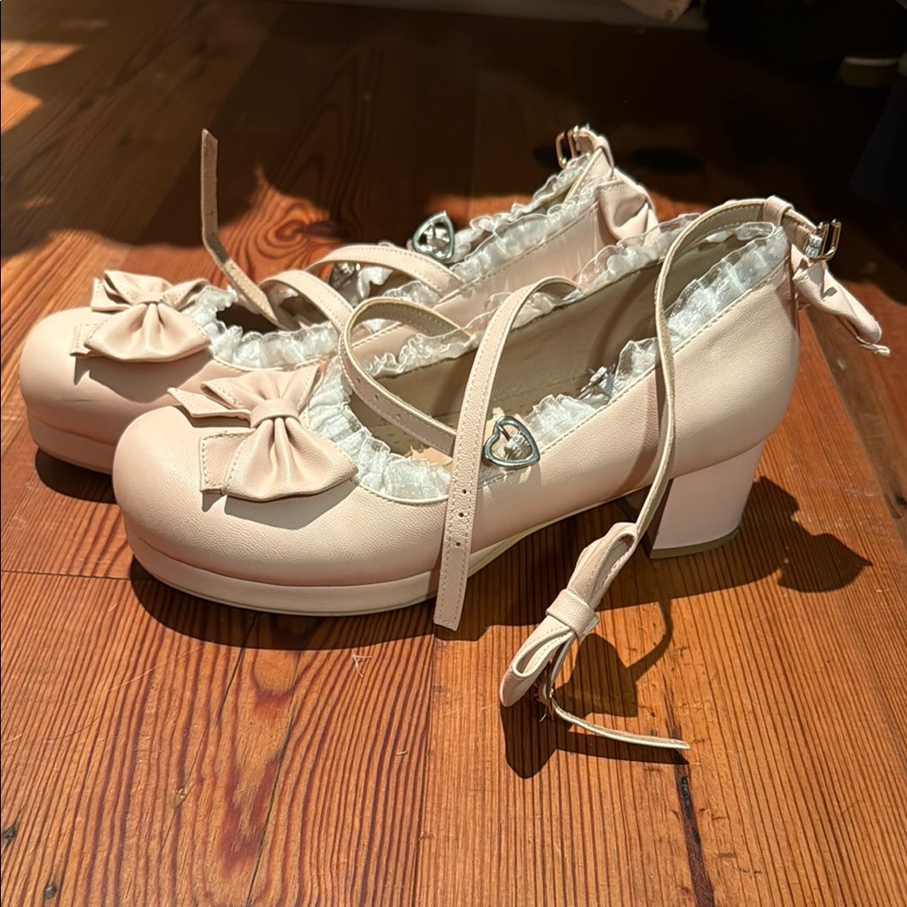 Cream Chunky Heeled Mary Jane Shoes